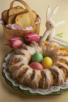 Fruit and Almond Cream Cheese Coffee Cake